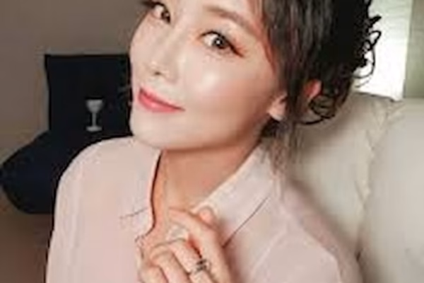 Lee Chae-Dam